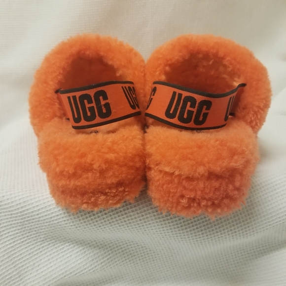 UGG Fluff Yeah Slides - Picture 8 of 9